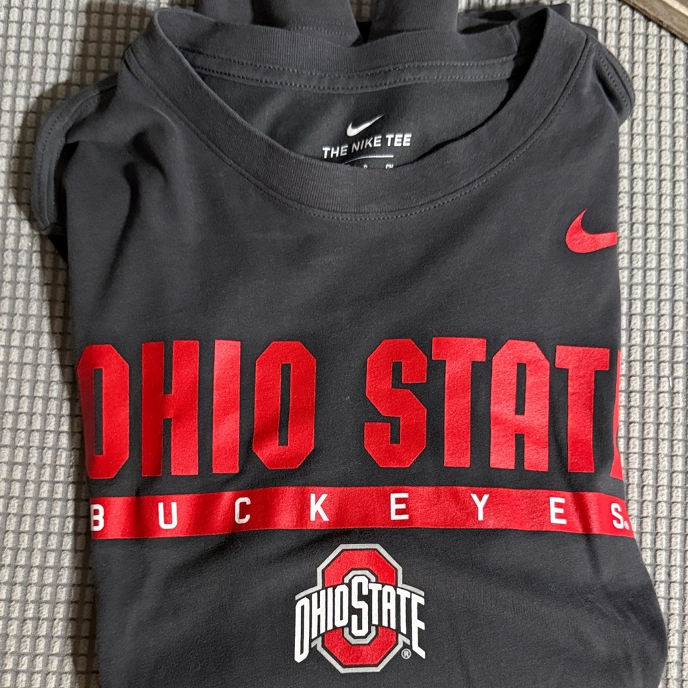 Nike Ohio State Buckeyes Gray and Red Tee